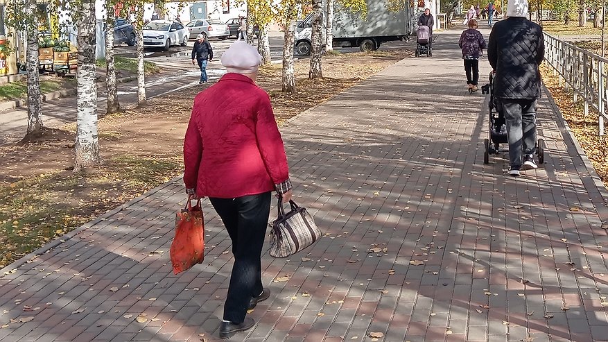 Главная картинка новости: В Костроме работники почты спасли бабушку от повторного обмана мошенников