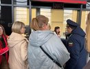 Сильный ветер нарушил железнодорожное сообщение с Костромой
