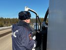 Зачем опытные водители выходят из машины, если их остановил инспектор ГИБДД?