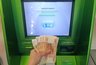 Миниатюра новости: И работающим, и неработающим. Всем, кто получает пенсию, перечислят разовую выплату в середине мая