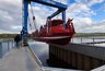 Миниатюра новости: Костромской завод спустил на воду уникальный пожарный катер для МЧС