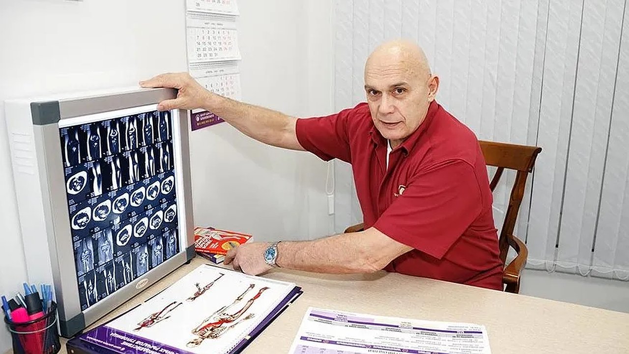 Главная картинка новости: Как предотвратить старость и не стать обузой для родных? Запомните 3 простых совета Бубновского