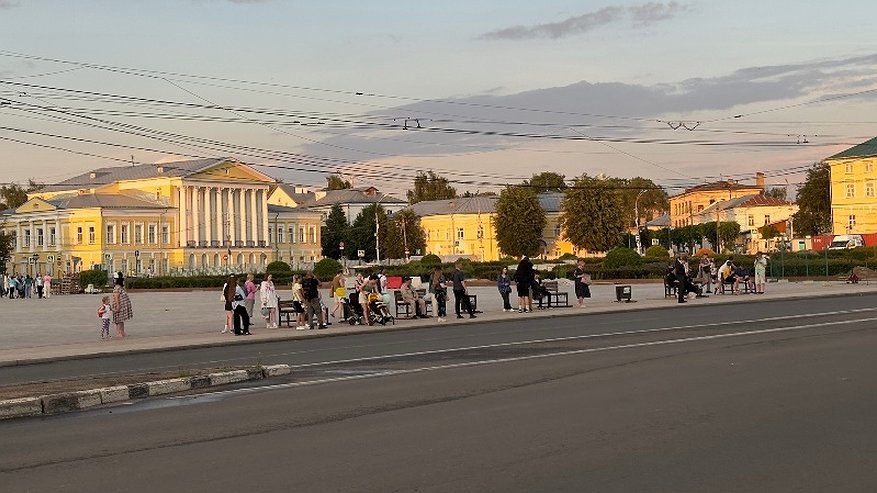 Главная картинка новости: Плюс 22 градуса и небольшой дождь: костромичам рассказали о погоде в выходные 17 и 18 мая