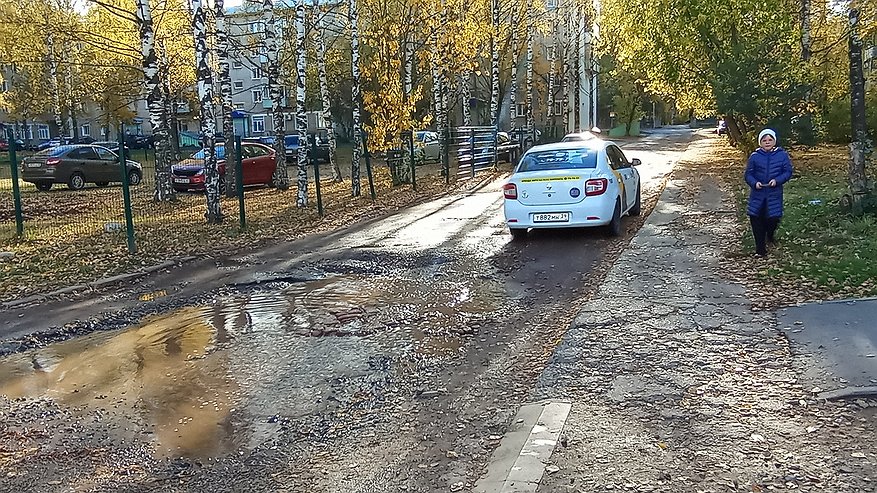 Главная картинка новости: Подвалы и подъезды топит водой: костромская прокуратура разбирается в ситуации с некачественным ремонтом дорог