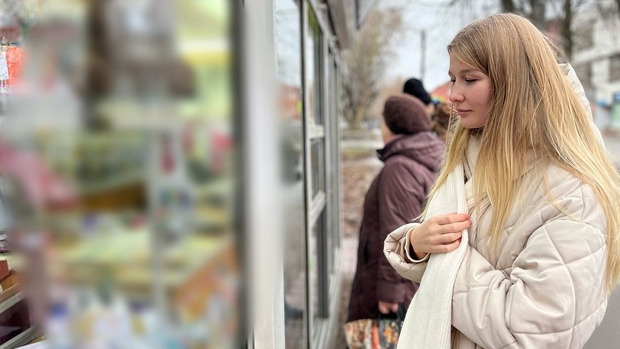 Главная картинка новости: В Костроме могут запретить продажу вейпов, кальянов и сигарет на автобусных остановках