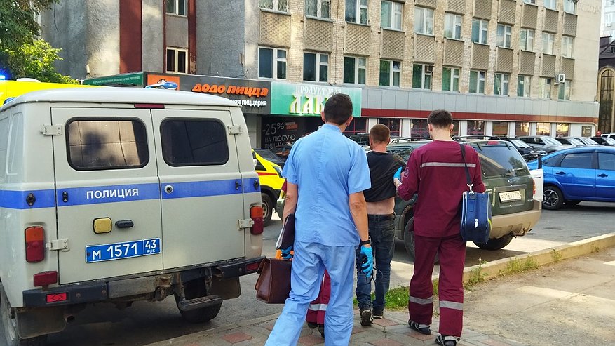Главная картинка новости: В костромской арендной квартире нашли тела двух человек