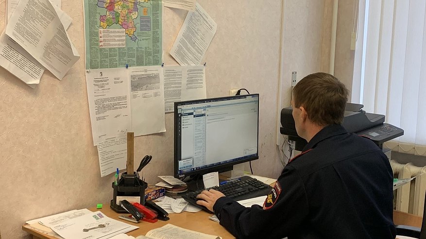Главная картинка новости: В Костроме 47-летний мужчина из ревности изрезал ножом сожительницу