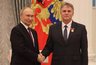 Миниатюра новости: Владимир Путин вручил директору костромской школы №30 знак отличия