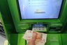 Миниатюра новости: Переводы с карты на карту теперь под запретом? Банки вводят обязательное новое правило для россиян