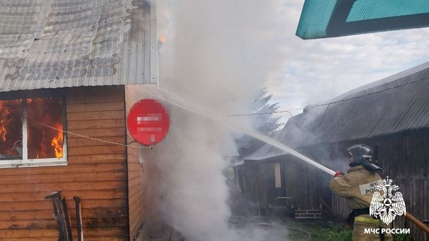 Главная картинка новости: При пожаре в Костромской области погиб 64-летний мужчина