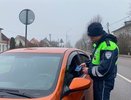 ГАИ стала массово штрафовать владельцев машин старше 15 лет: юрист объяснил, кто в зоне риска