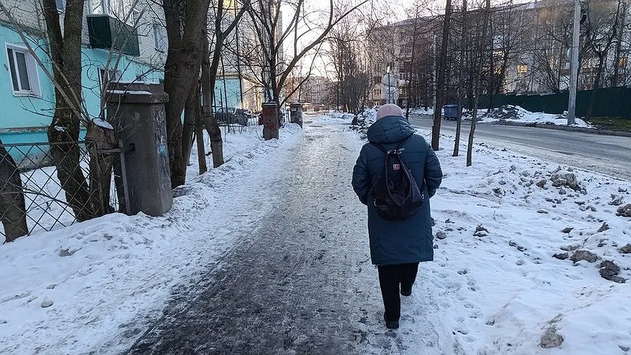 Главная картинка новости: Полнейший откат к зиме: Гидрометцентр обновил прогноз на оставшийся май и начало июня — морозы и снег накроют половину России