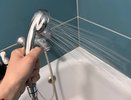 Душ снова бьёт как новенький: сантехник раскрыл копеечный способ очистки лейки с помощью копеечной соды