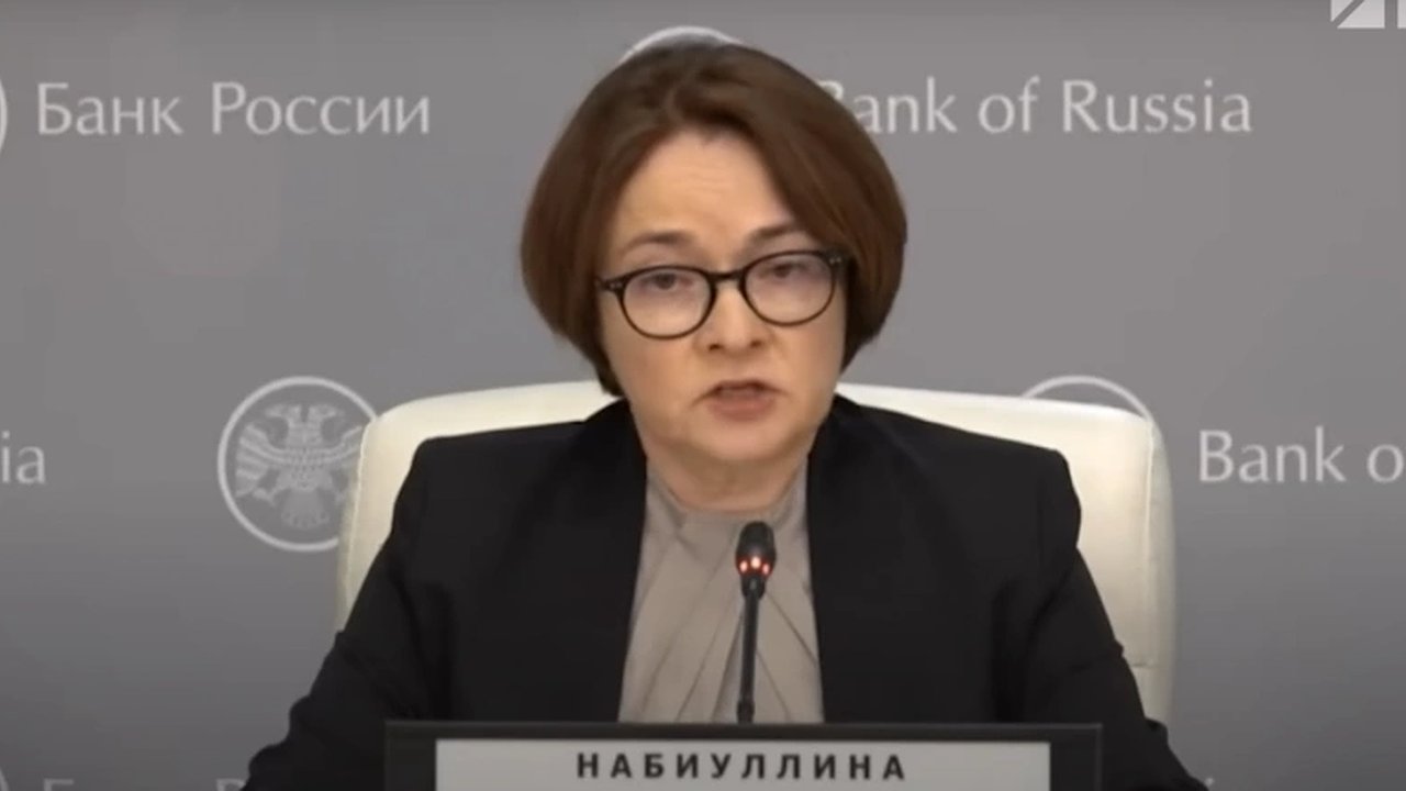 Главная картинка новости: Величайшая денежная реформа на носу: Набиуллина просит россиян готовиться к появлению новой валюты