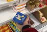 Миниатюра новости: Ни капли сливок, сплошная пальма: эксперты Роскачества назвали худшие марки сливочного масла