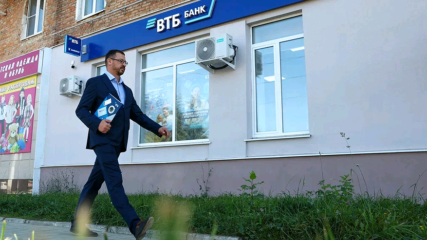 Главная картинка новости: Для 60% жителей ЦФО важен гибкий график на первой работе