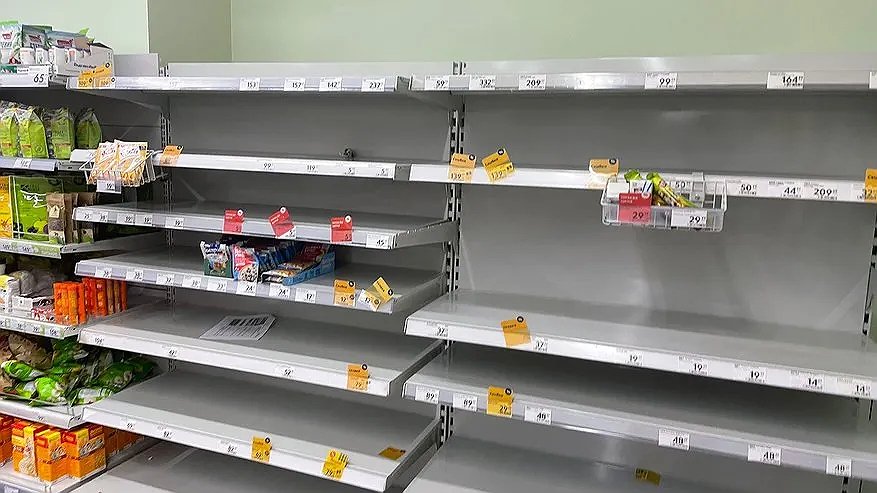 Главная картинка новости: Пропадет с полок магазина уже в июне: «Пятерочка» и «Магнит» объявили россиянам об окончательном решении