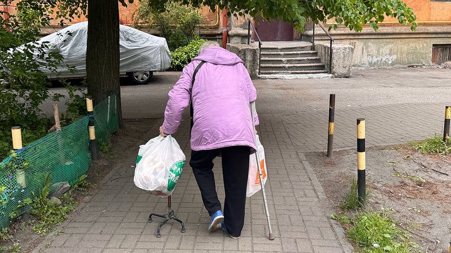 Главная картинка новости: Пенсионеров обрадовали. В июле старикам выплатят сразу две пенсии