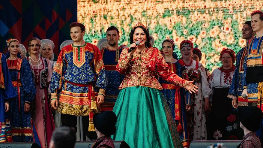 Главная картинка новости: В Костроме на Сусанинской площади пройдет фестиваль "Песни России"