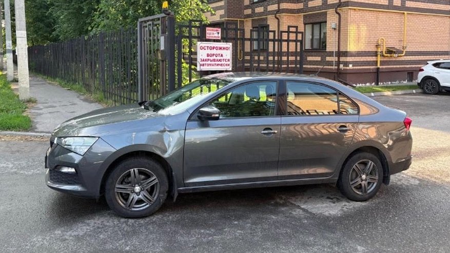 Главная картинка новости: В Костроме автомобиль сбил 11-летнего мальчика на электросамокате