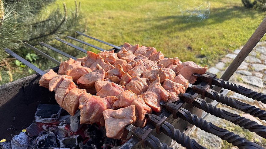 Главная картинка новости: Советский шашлык: вкуснее маринада для мяса точно не найти — классический рецепт времен СССР