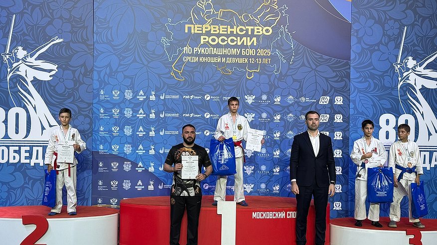 Главная картинка новости: Костромской боец взял медаль на юношеском первенств в Москве