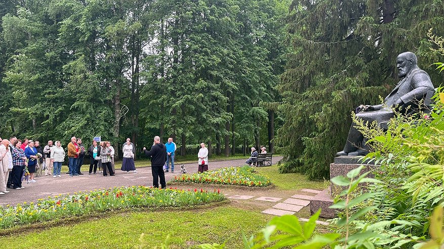 Главная картинка новости: Костромские театралы представили моноспектакль в честь Островского