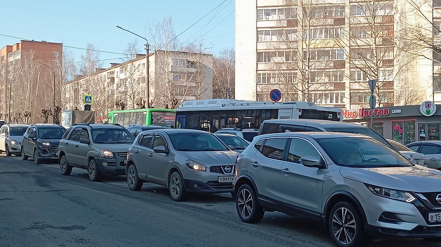 Главная картинка новости: Что включить чтобы не потели окна в машине?