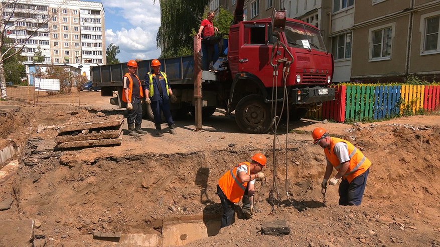 Главная картинка новости: Горячая вода вернулась в 35 костромских домов