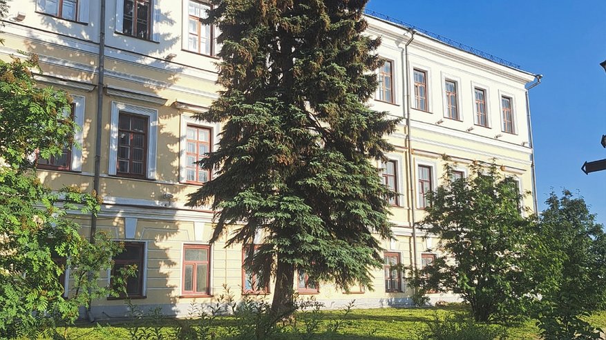 Главная картинка новости: КГУ вошел в топ вузов России по трудоустройству выпускников