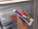 Уже много лет кладу зубную пасту в морозилку: такой лайфхак решает надоевшую проблему на кухне
