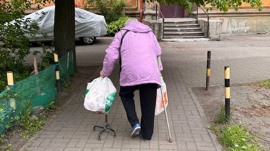 Главная картинка новости: Пенсионеров, у которых пенсия ниже 20 927 рублей, призвали оформить новую льготу с 28 июля