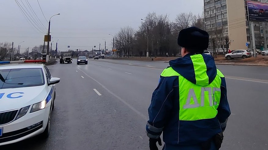 Главная картинка новости: С 27 июня - новое правило вводится для всех, кто водит автомобиль. Теперь строгий запрет