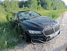В Костромской области 26-летний водитель BMW съехал с трассы и перевернулся: есть пострадавшие