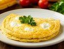 Научили готовить вкуснятину на завтрак за 5 минут: нужно всего лишь пара яиц и пачка творога