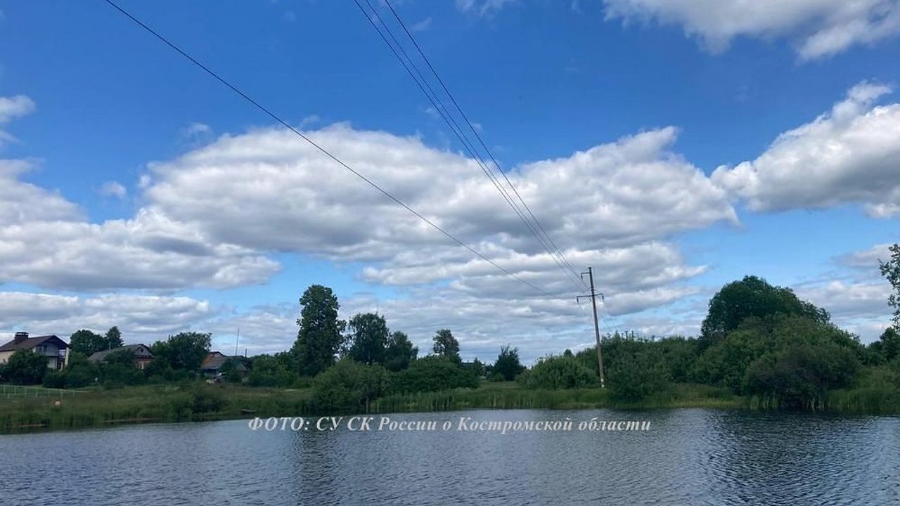 Главная картинка новости: В Шувалово погиб рыбак, задев удочкой провода линии электропередачи