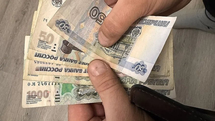 Главная картинка новости: Костромич заплатил почти 700 тысяч рублей алиментов после попадания в реестр должников