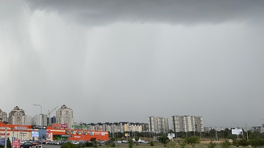 Главная картинка новости: Порывы ветра до 17 метров в секунду: в Костромской области объявлено метеопредупреждение из-за гроз