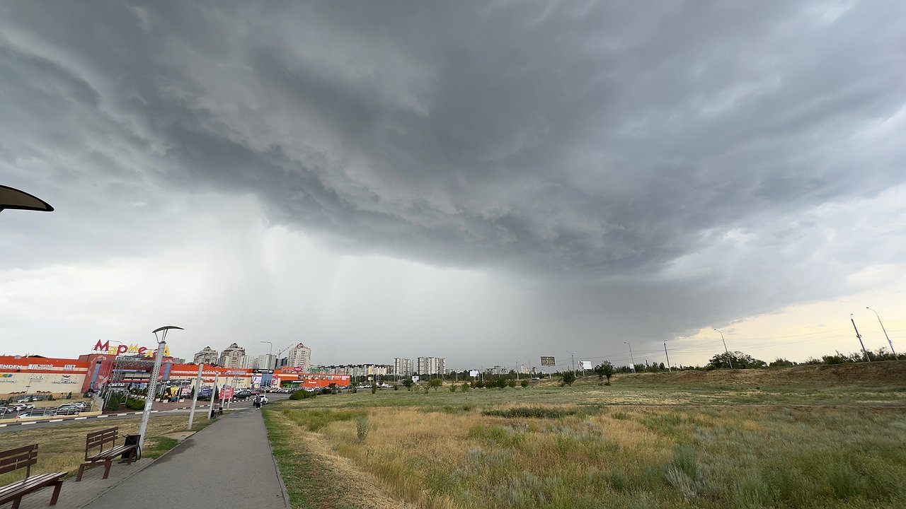 Главная картинка новости: Поступили новые и пугающие данные. Синоптики резко изменили прогноз на июль - будут аномальные температуры