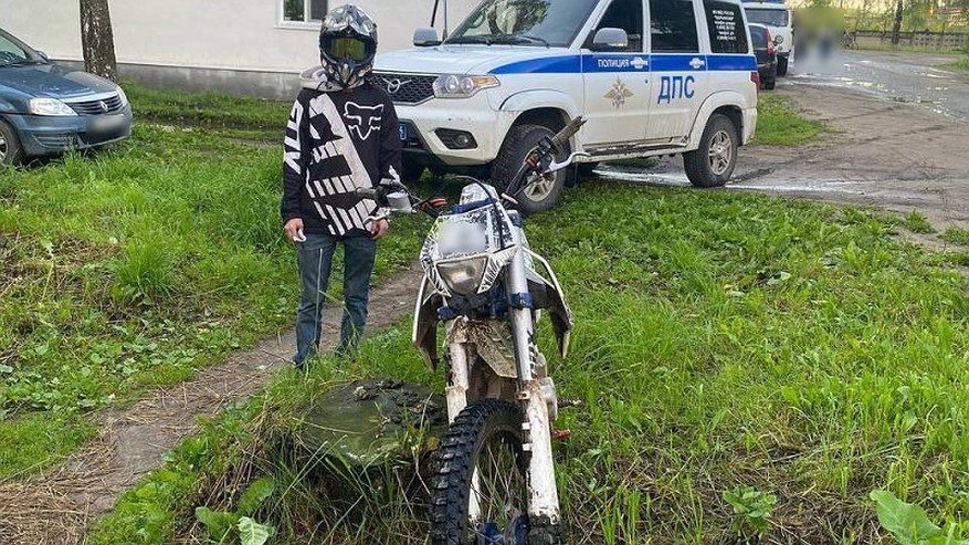 Главная картинка новости: Во время рейдов в Костроме у подростков изъяли 19 мопедов