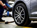 Зачем водителей призвали менять шины местами: неочевидный лайфхак