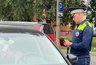 Миниатюра новости: Не игнор и не сопротивление: как грамотно отказать инспектору ГАИ, если он просит пройти в патрульную машину – все прописано в законе