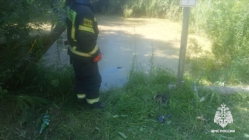 Главная картинка новости: В Поназырево 71-летний мужчина утонул в пожарном водоеме