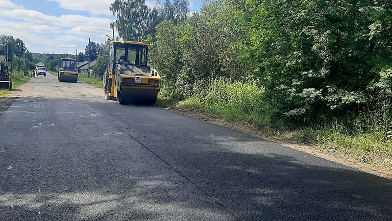 Главная картинка новости: В Костромской области ремонтируют дорогу Палкино-Клеванцово