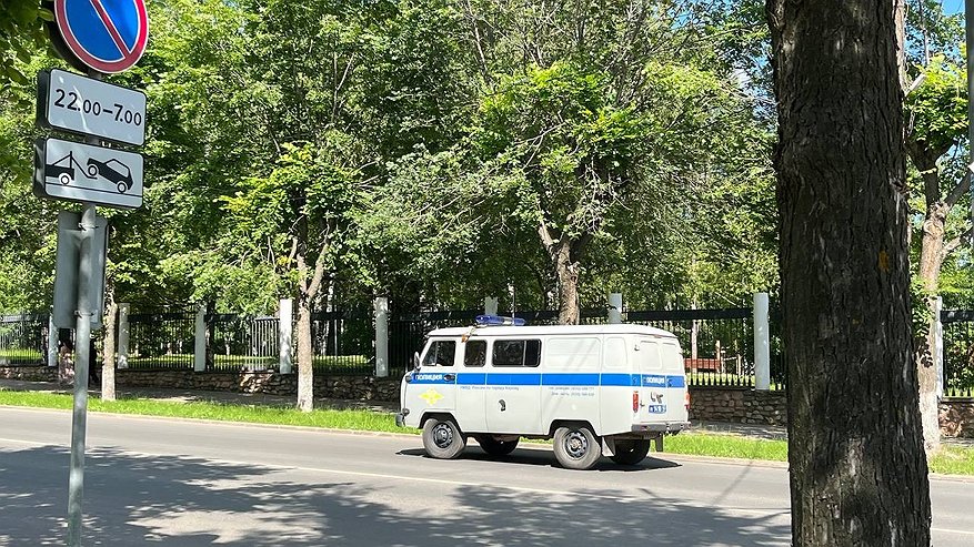 Главная картинка новости: Полиция Костромы пресекла деятельность нелегальной молельной комнаты