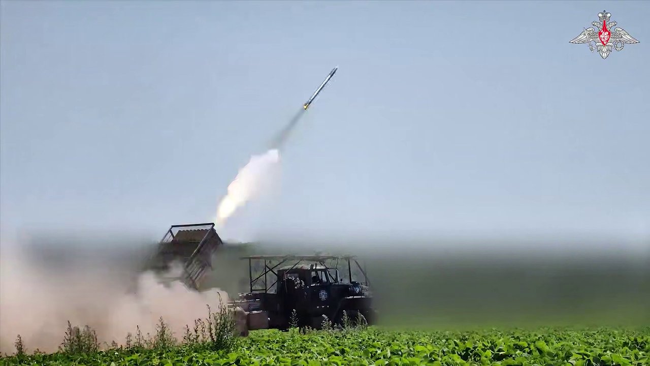 Главная картинка новости: До Запорожья – 40 километров: прорыв ВС РФ под Степногорском вынуждает Киев готовиться оставить регион