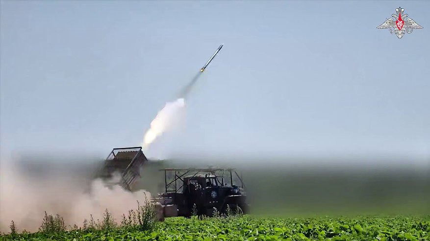Главная картинка новости: До Запорожья – 40 километров: прорыв ВС РФ под Степногорском вынуждает Киев готовиться оставить регион