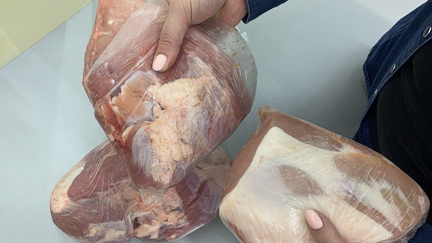 Главная картинка новости: Купил в "Светофоре" красивый кусок мяса, а съесть его не смогли - что не так - делюсь опытом