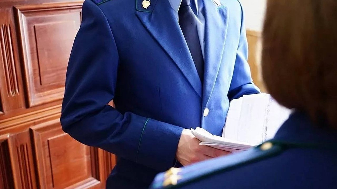 Главная картинка новости: В Костроме прокуратура  вернула региону 240 гектаров земли, незаконно переданных фермеру