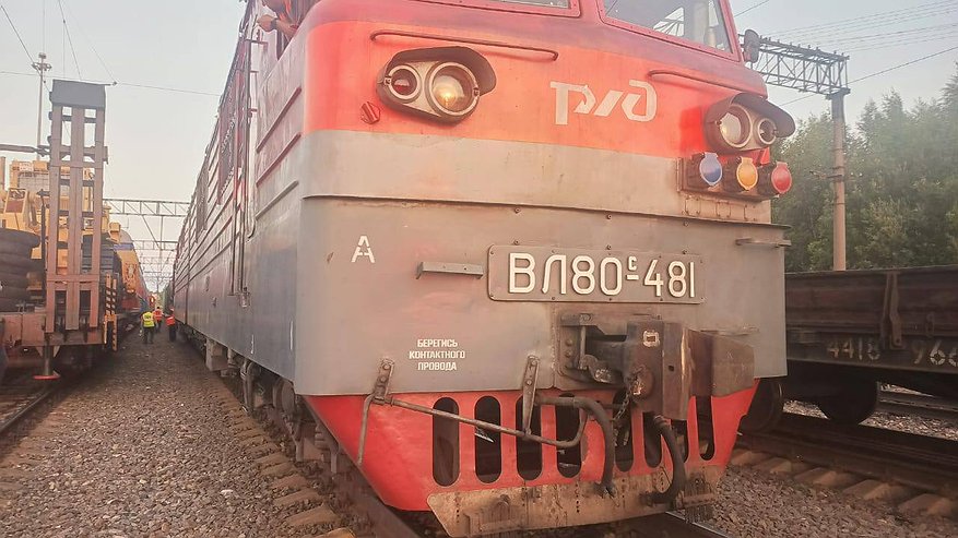 Главная картинка новости: В Костромской области поезд сошел с рельсов